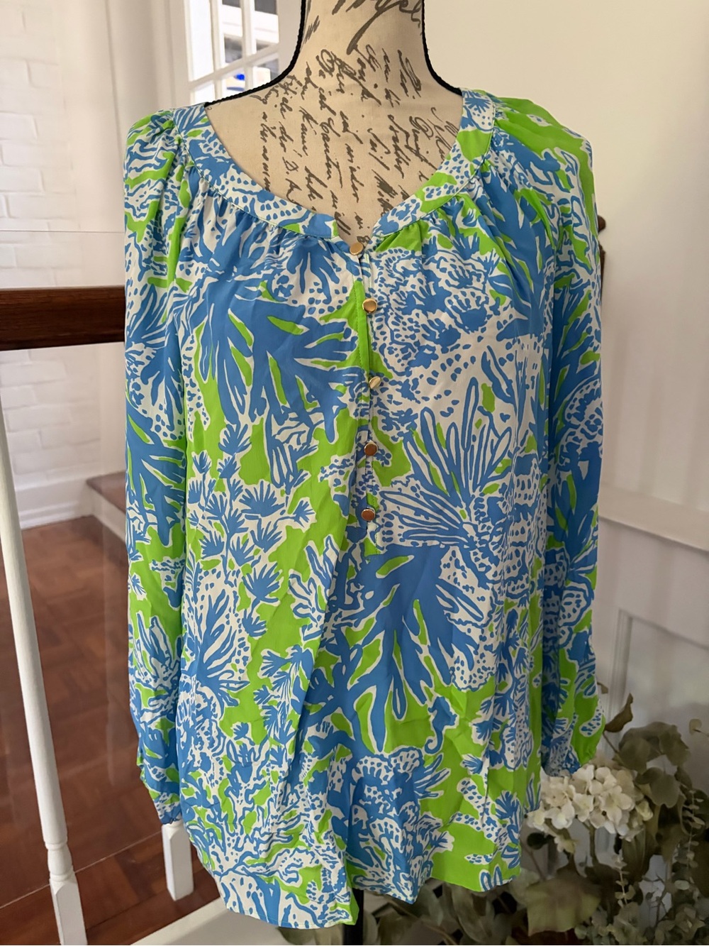 LILLY PULITZER TUNIC - Picture 2 of 6